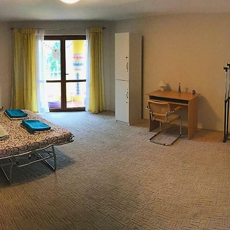 Exit Routine Hostel 蒂米什瓦拉 外观 照片