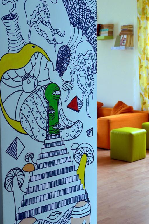 Exit Routine Hostel 蒂米什瓦拉 外观 照片