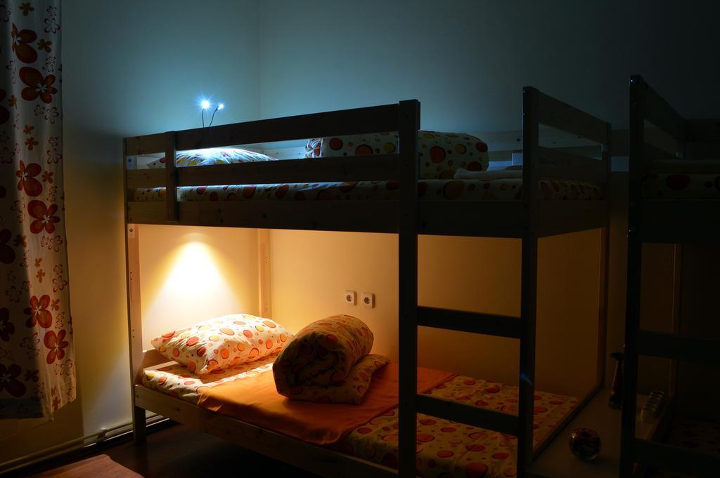 Exit Routine Hostel 蒂米什瓦拉 外观 照片