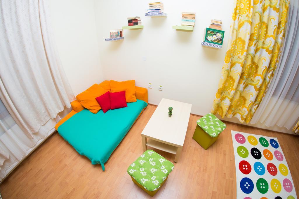 Exit Routine Hostel 蒂米什瓦拉 外观 照片