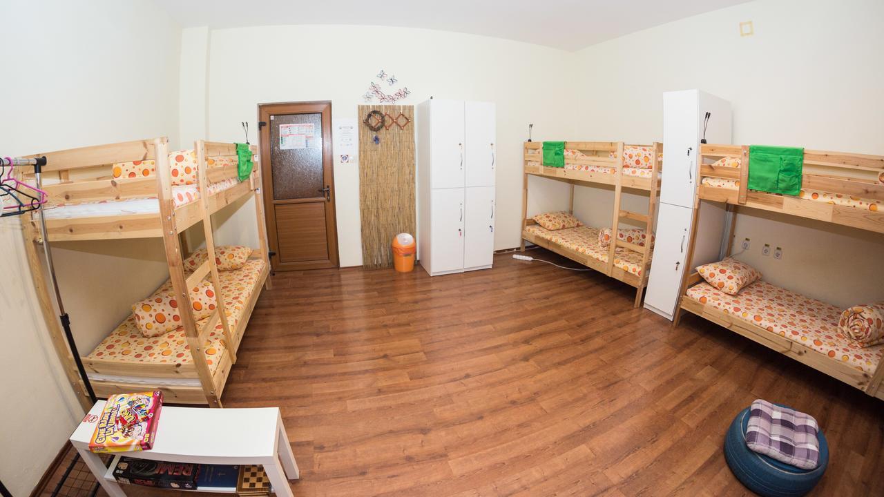 Exit Routine Hostel 蒂米什瓦拉 外观 照片